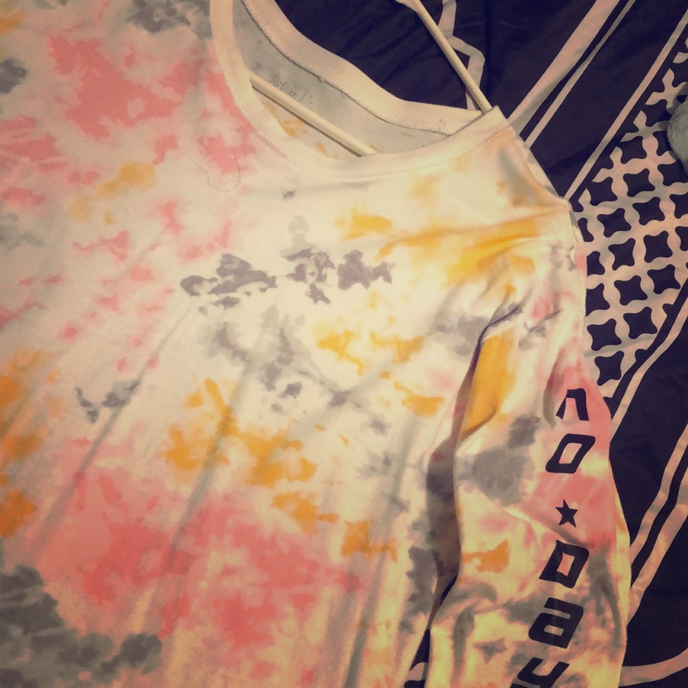 Cute long sleeve multicolored tee